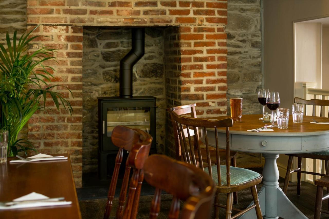 Seven Stars Penryn Hotel Exterior photo